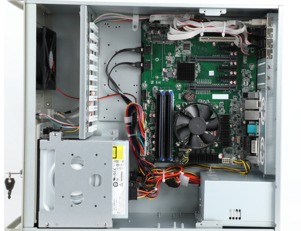杭州上架式杭州工控機(jī)機(jī)箱.png